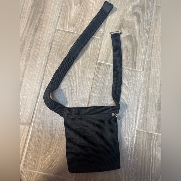 black woven versatile crossbody bag from Sak Small to Medium - Picture 7 of 9